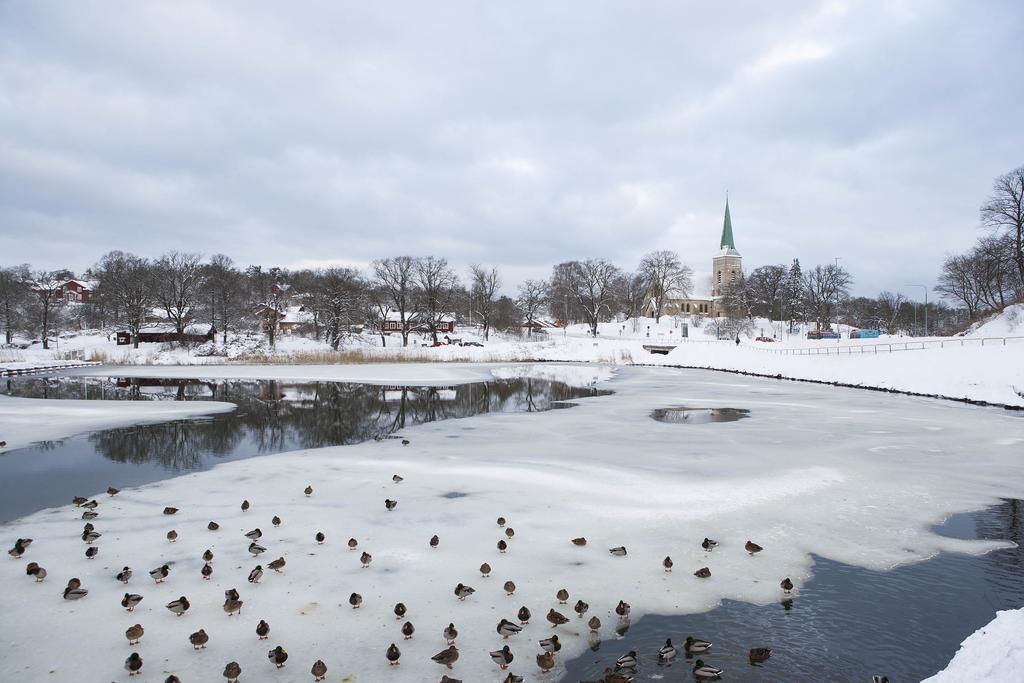 Hotell Bla Blom Gustavsberg Экстерьер фото