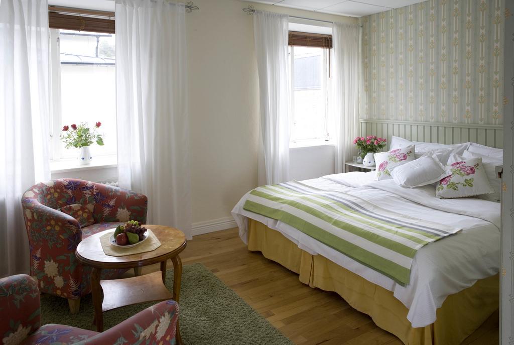 Hotell Bla Blom Gustavsberg Номер фото