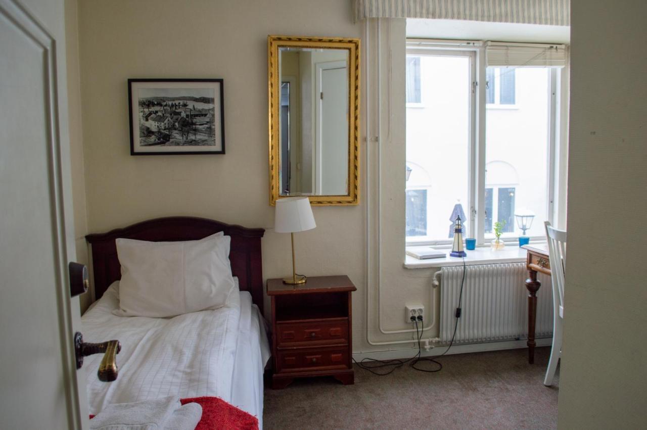 Hotell Bla Blom Gustavsberg Экстерьер фото